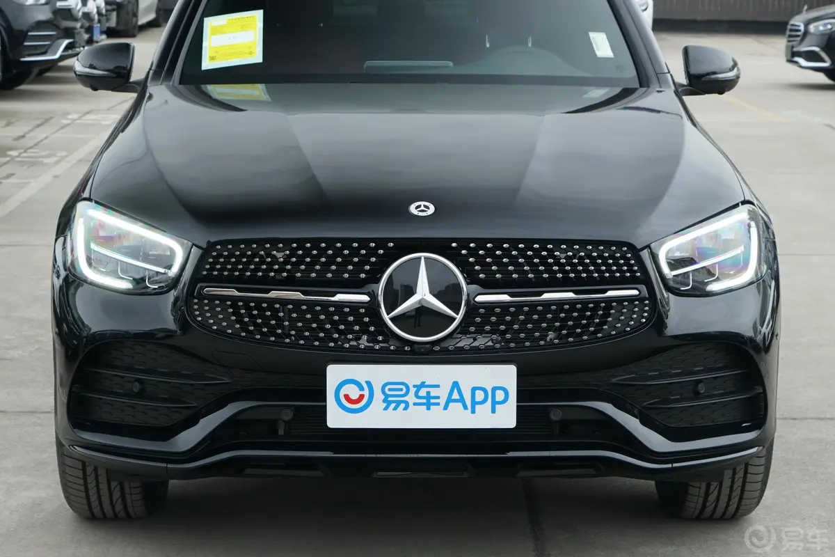 奔驰GLC轿跑改款 GLC 260 4MATIC 轿跑SUV外观