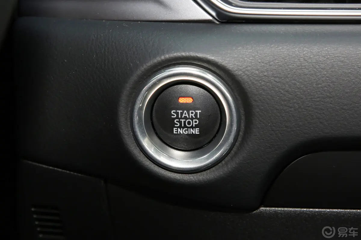 马自达CX-52.5L 两驱智慧型钥匙孔或一键启动按键
