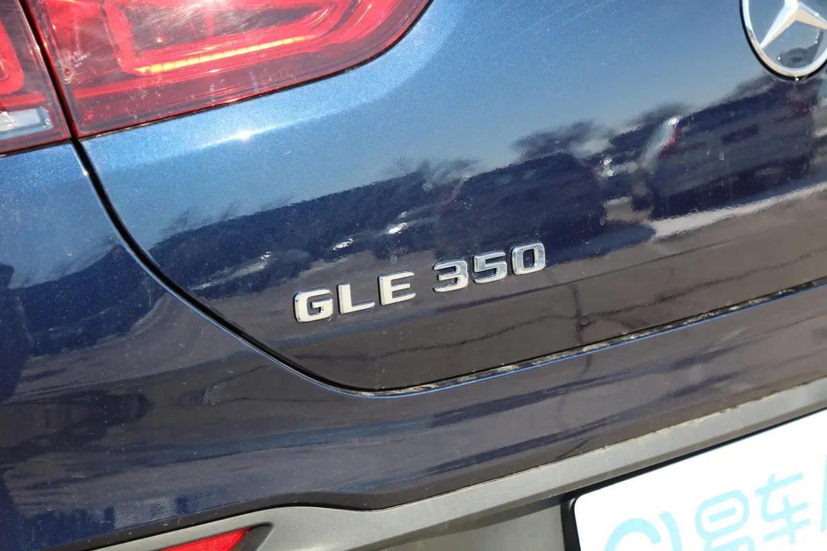 奔驰GLE轿跑GLE 350 4MATIC 轿跑SUV 豪华型外观