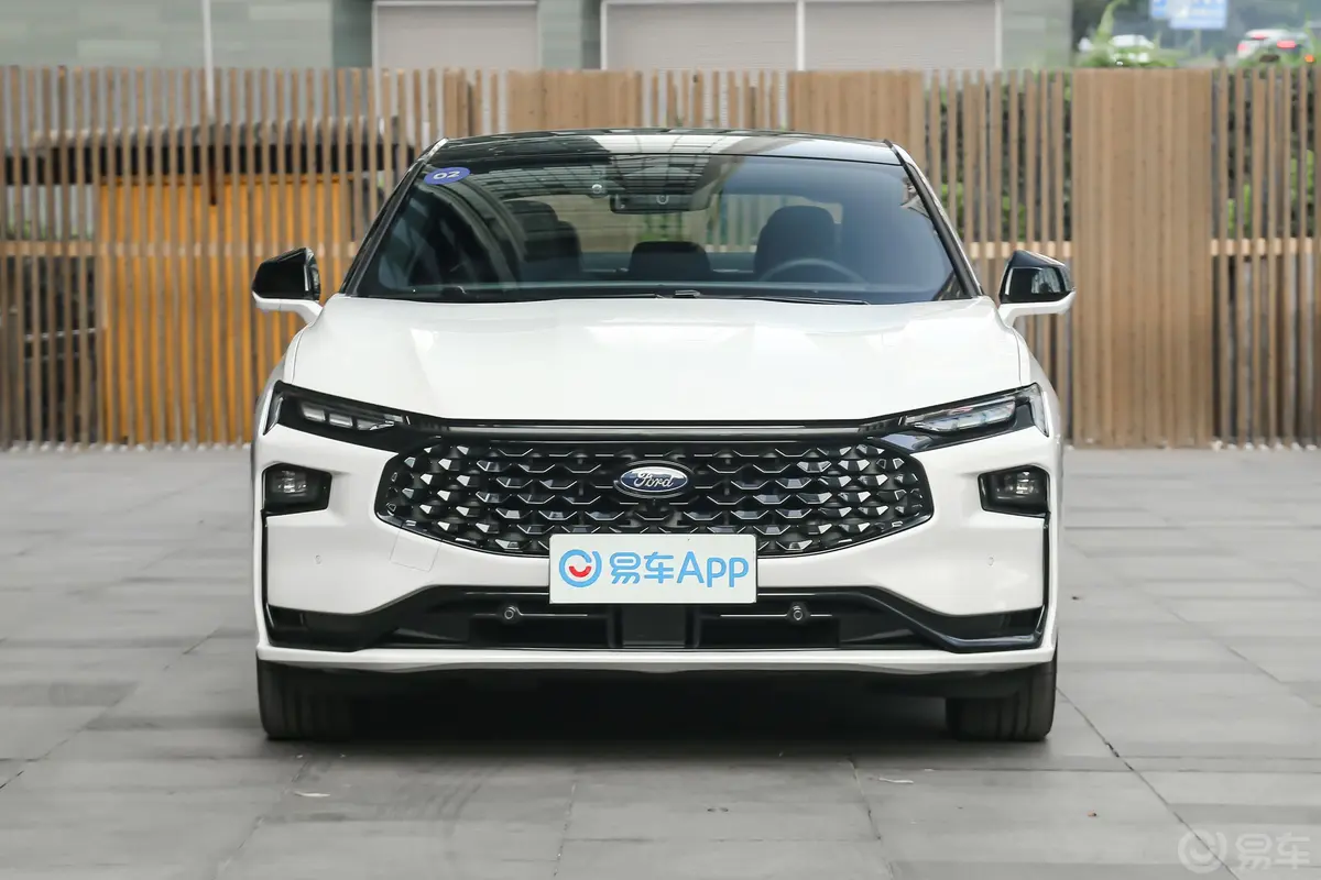 蒙迪欧EcoBoost 245 ST-Line(试装车)正前水平