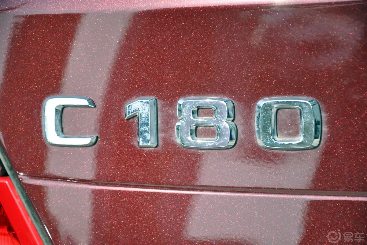 奔驰C级C 180 经典型外观