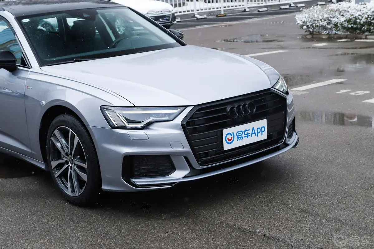 奥迪A6Avant 先锋派 45 TFSI 臻选动感型外观