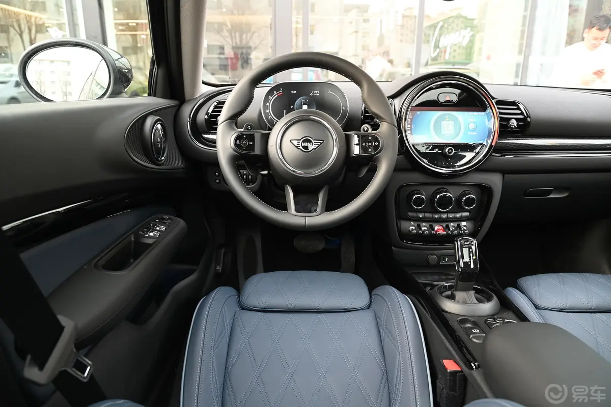 MINI CLUBMAN2.0T COOPER S BRICK LANE 限量版驾驶位区域