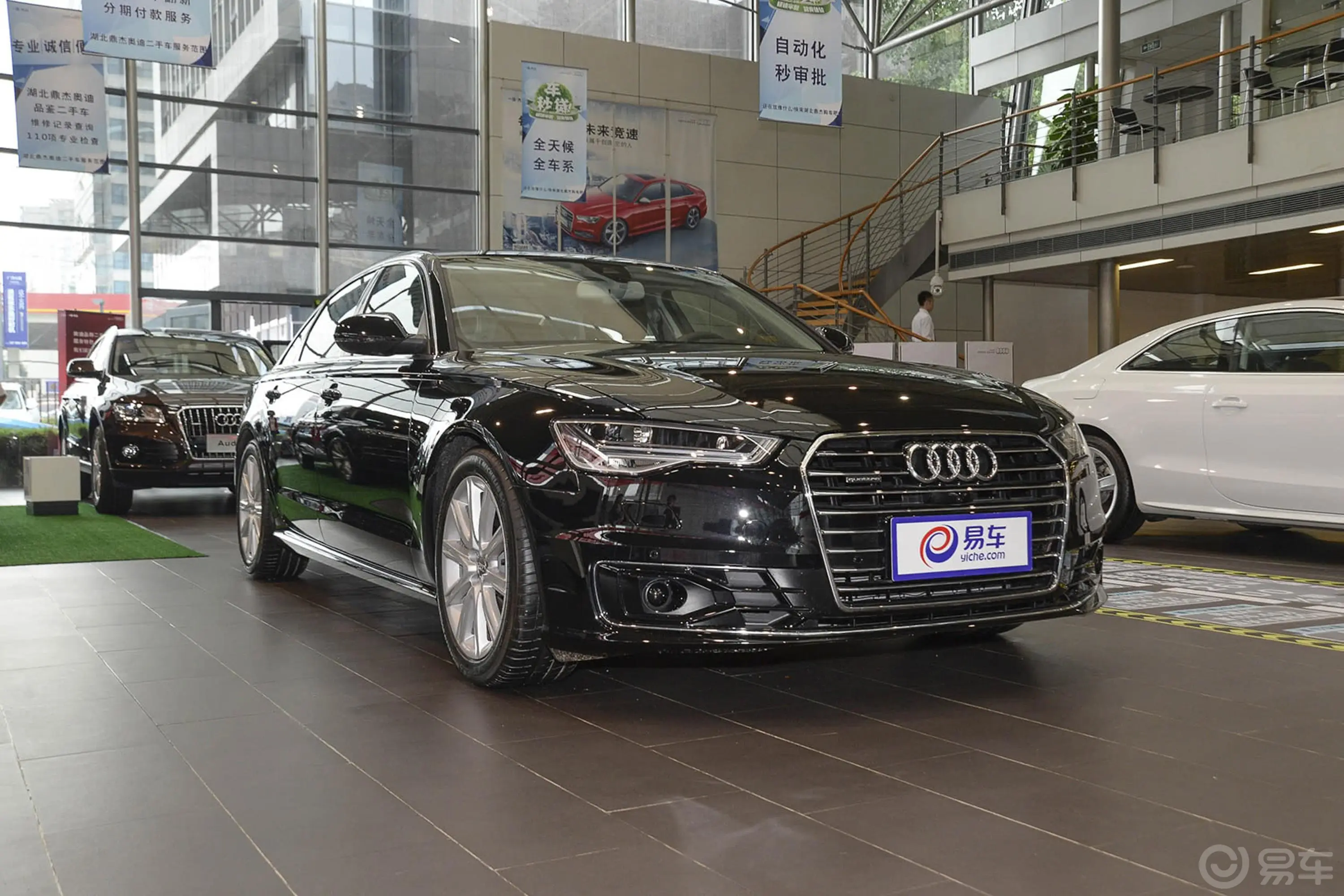 奥迪A6L50 TFSI quattro 尊享型