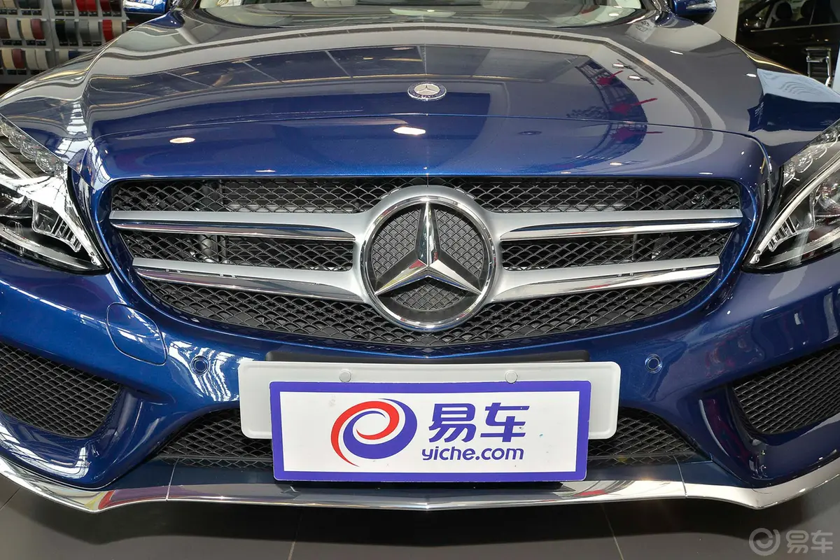 奔驰C级改款 C 200 L 运动型外观