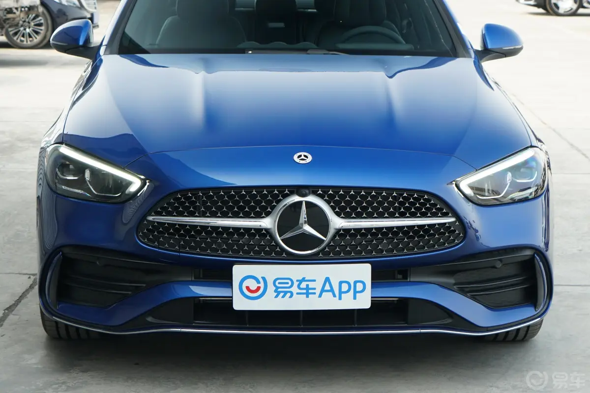 奔驰C级改款 C 200 L 运动版外观