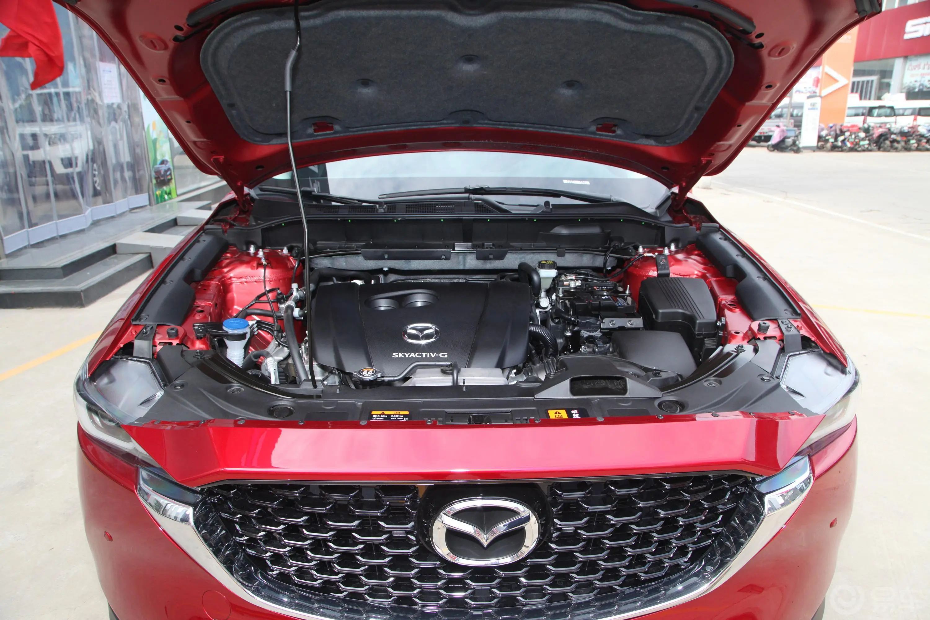 马自达CX-52.0L 两驱智雅型发动机舱整体