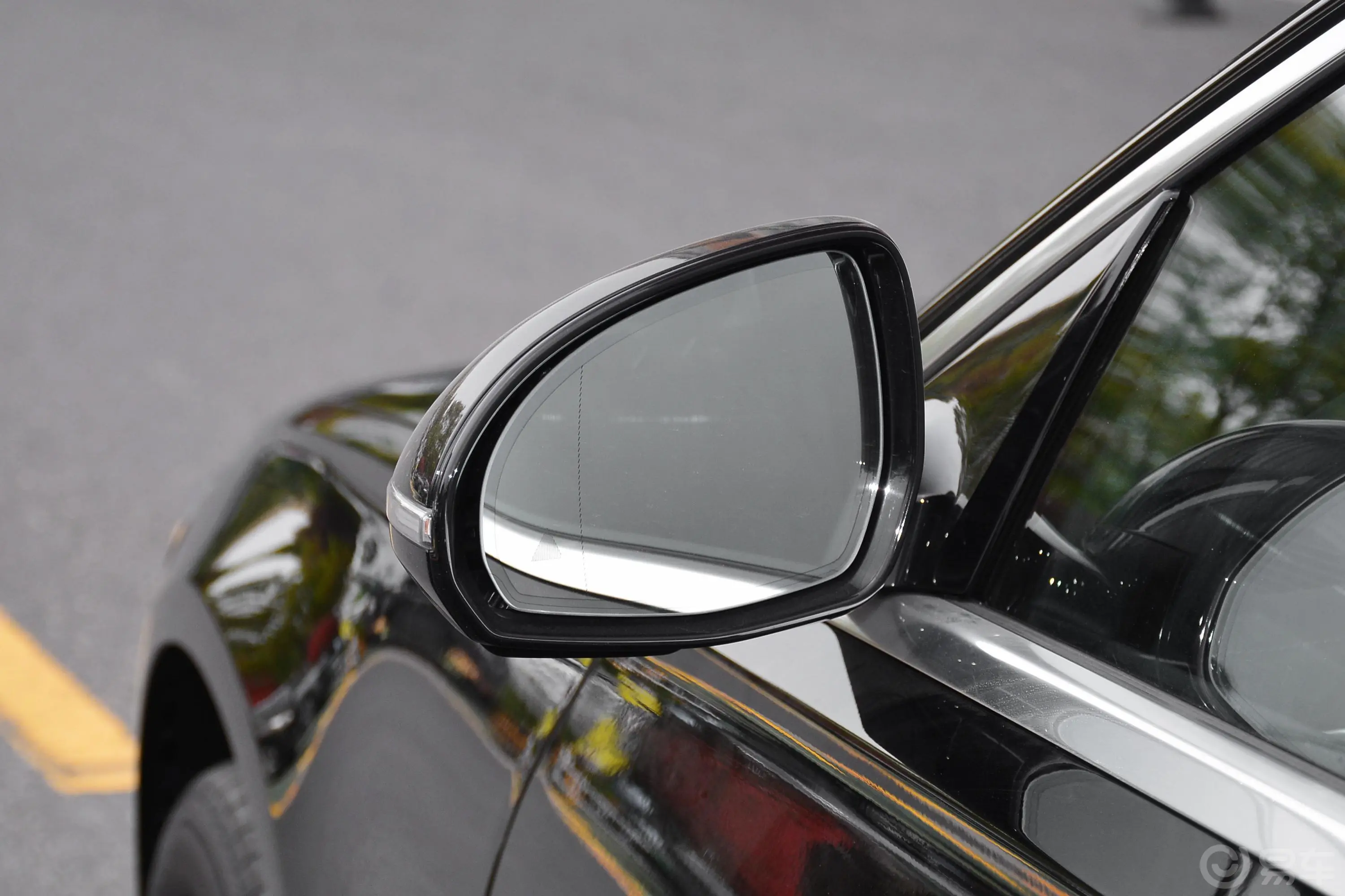 奔驰S级改款 S 400 L 商务型后视镜镜面