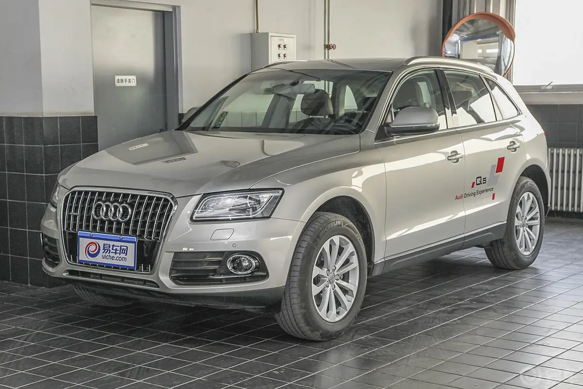 奥迪Q540TFSI 技术型外观