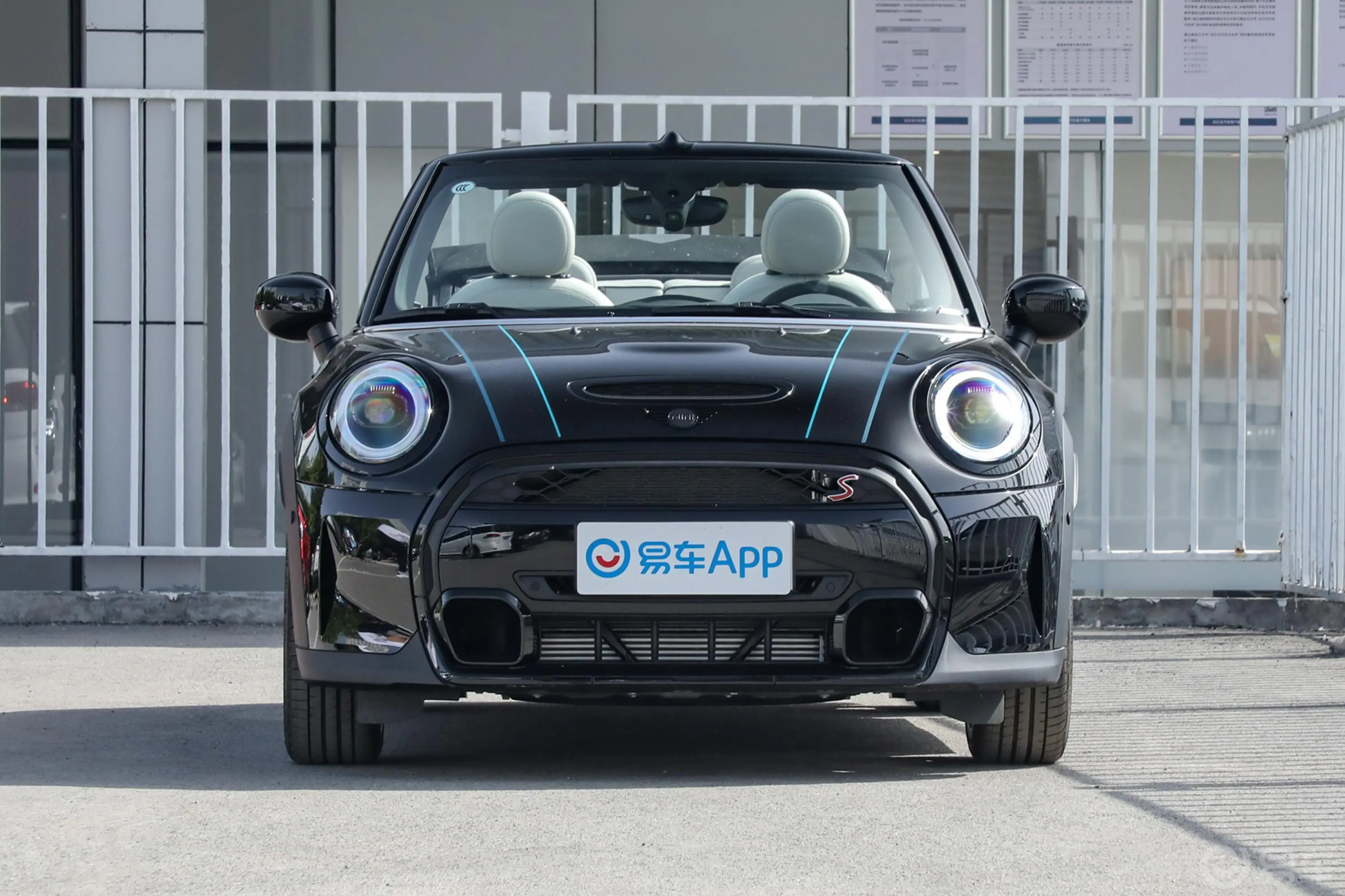 MINI CABRIO改款 2.0T COOPER S CABRIO Sidewalk外观