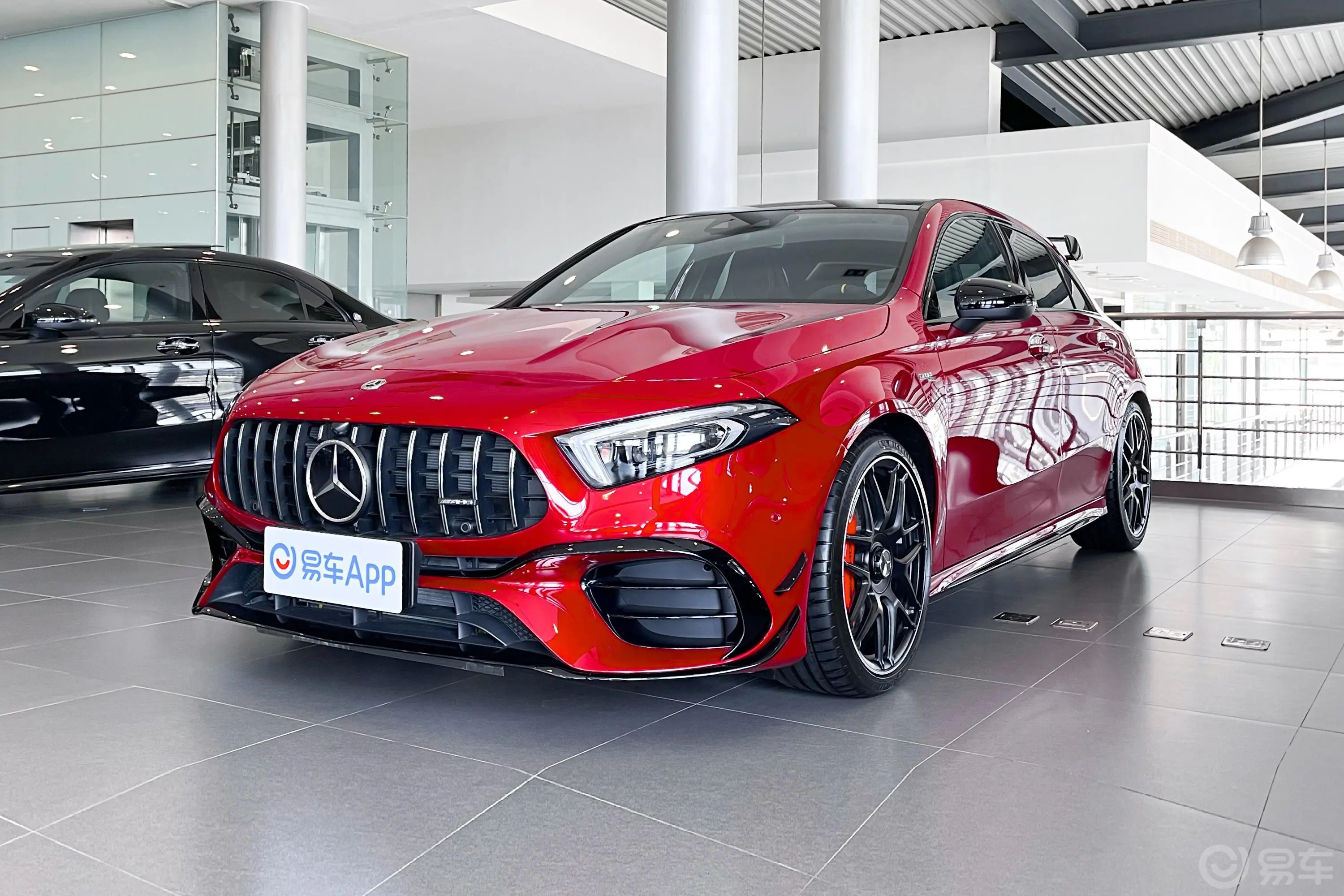 奔驰A级 AMG(进口)AMG A 45 S 4MATIC+侧前45度车头向左水平