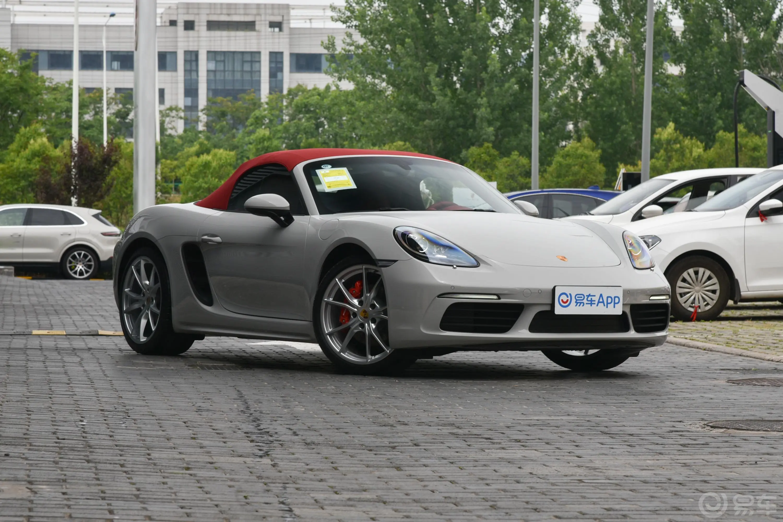 保时捷718Boxster S 2.5T油箱盖