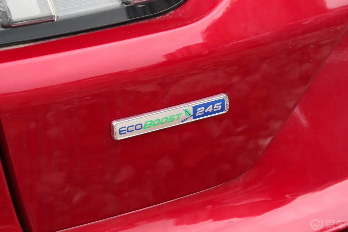 蒙迪欧EcoBoost 245 时尚型外观