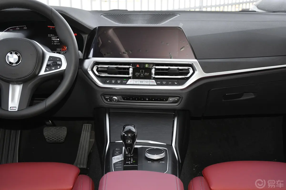 宝马3系改款 325Li xDrive M运动套装中控台整体