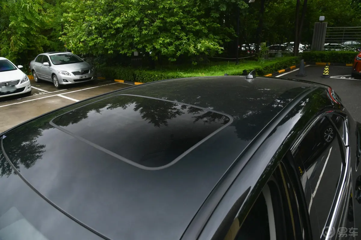 雷克萨斯NX260 两驱创悦版天窗