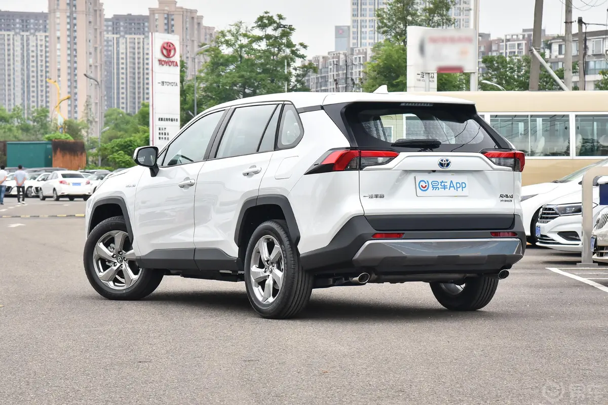 RAV4荣放双擎 2.5L 两驱精英版侧后45度车头向左水平