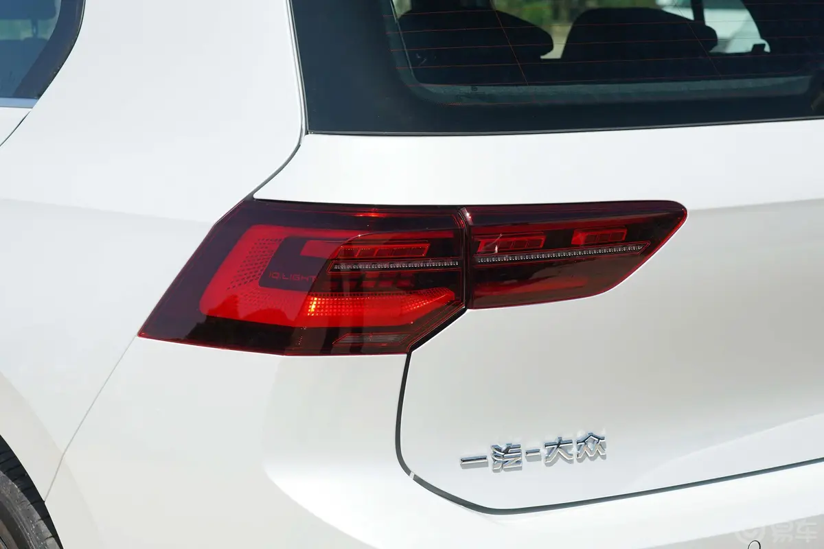 高尔夫280TSI 双离合 R-Line型外观