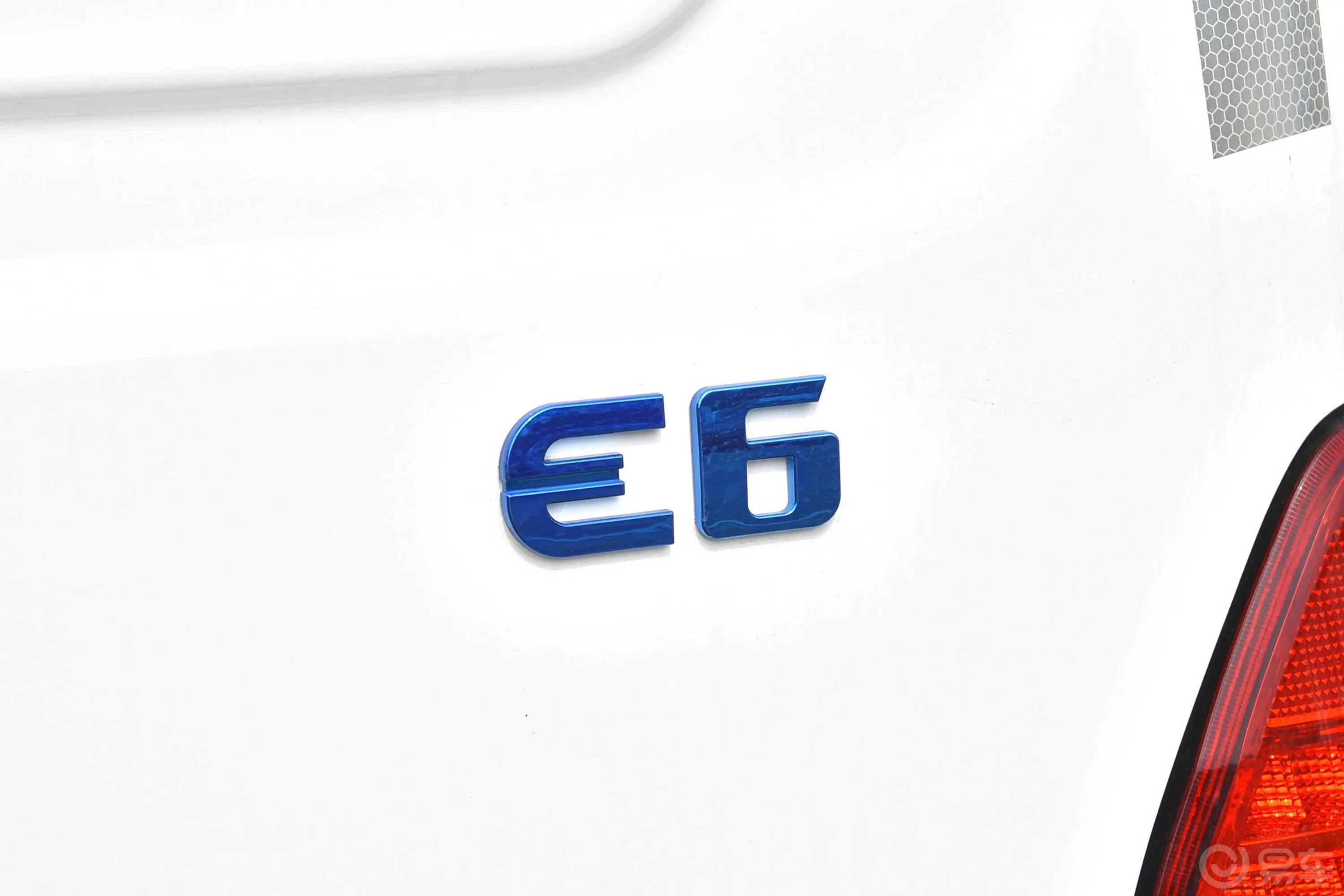 远程E6高顶厢货  50.23kWh 宁德时代外观