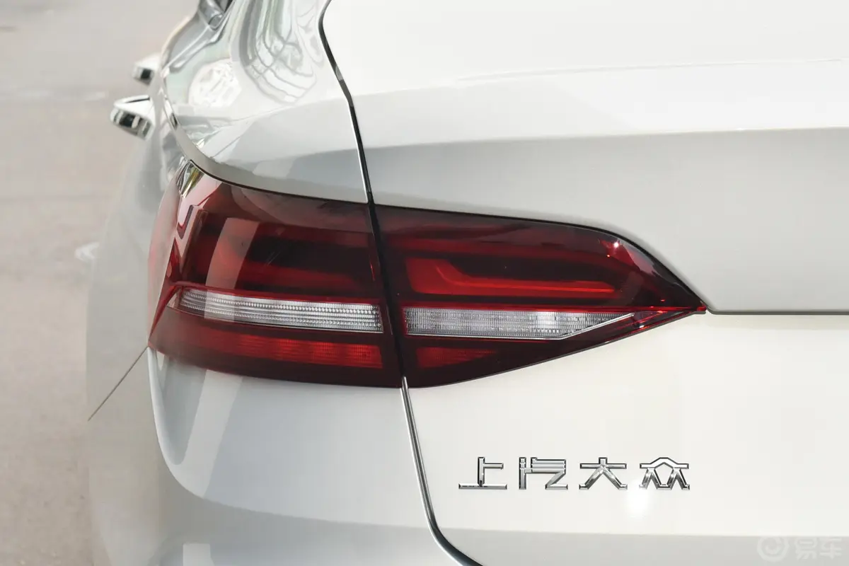 朗逸280TSI 双离合满逸版外观灯组