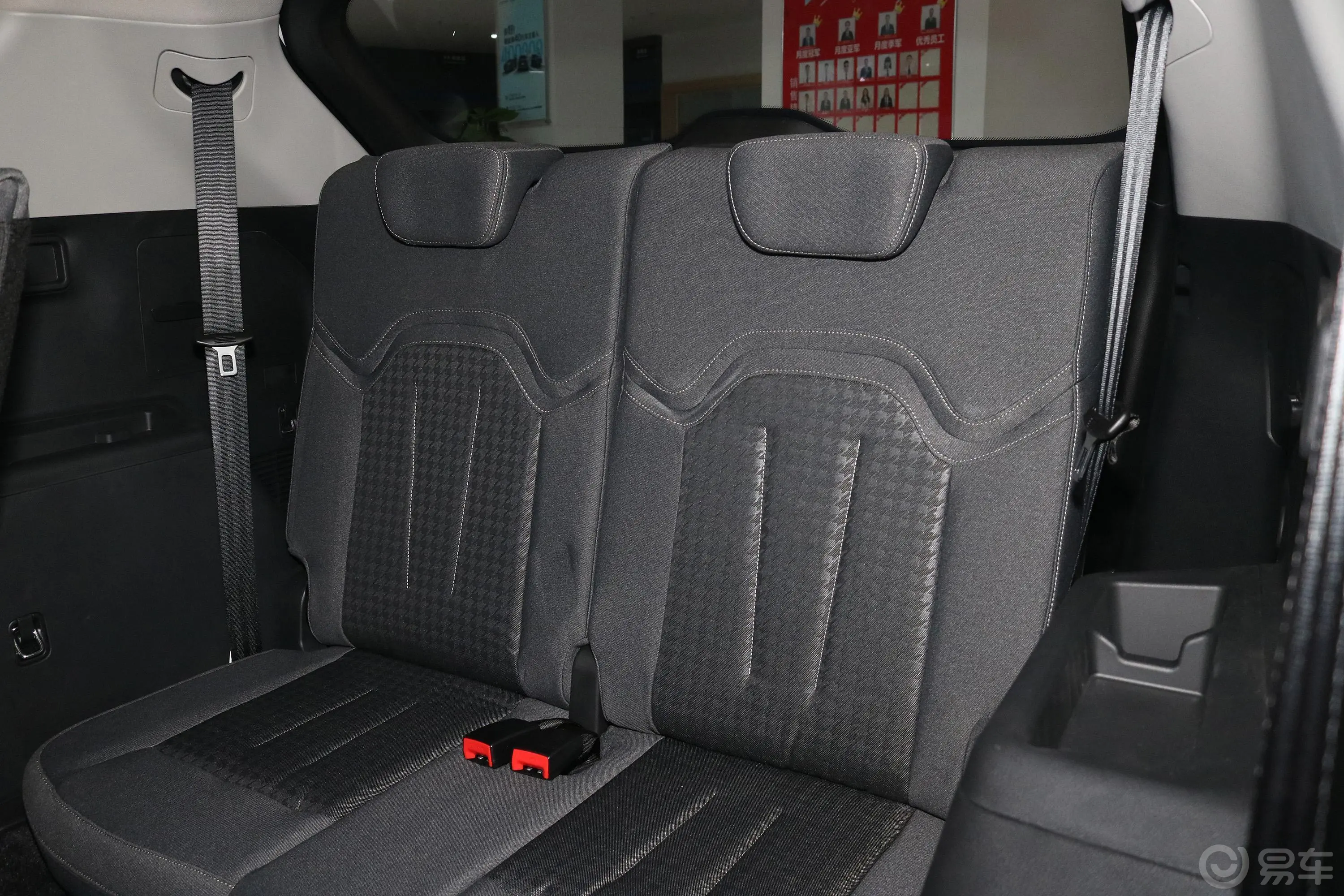 捷途X70S1.5T 手动芳华版 7座第三排座椅