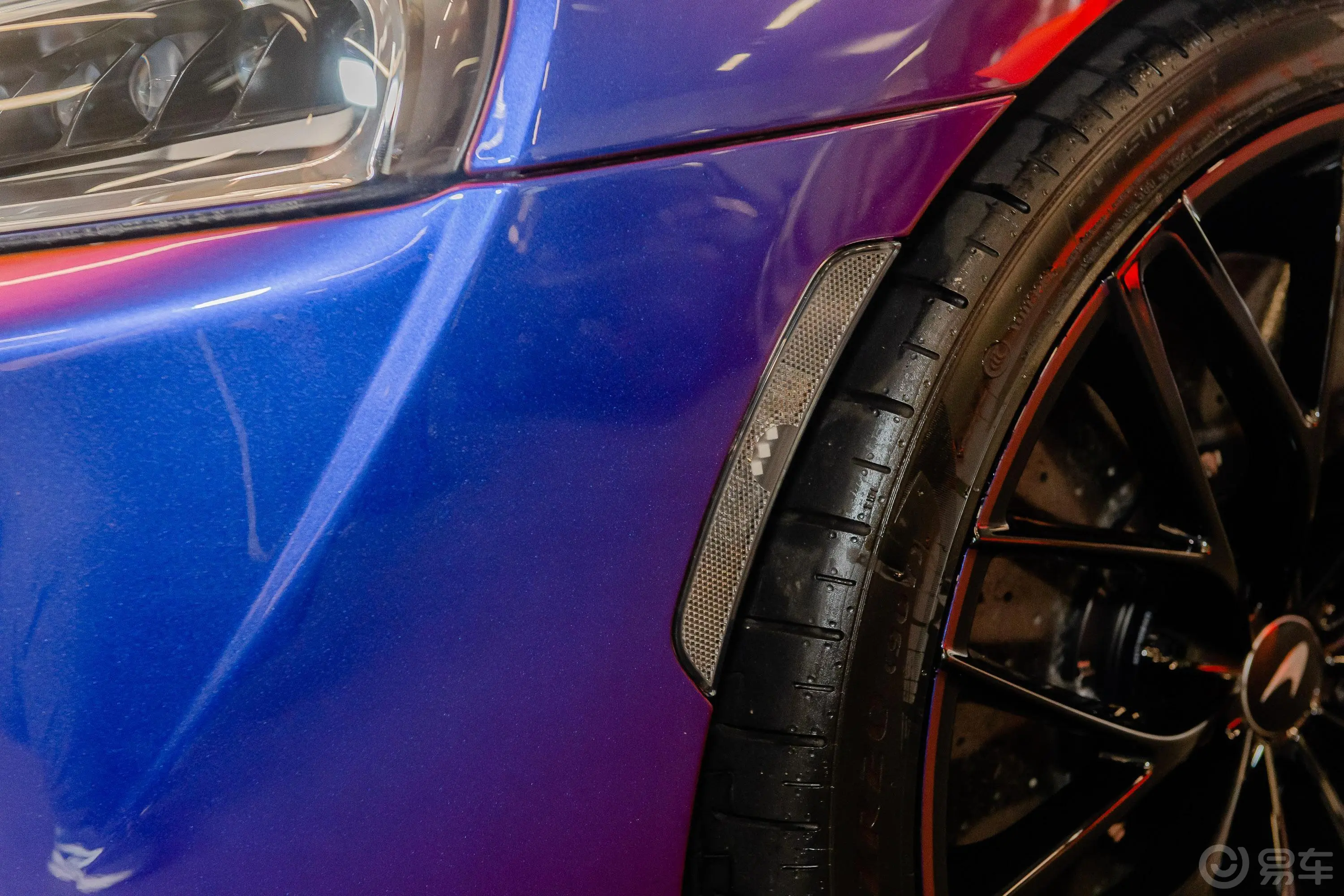 迈凯伦GT4.0T 霓虹光谱主题外观细节