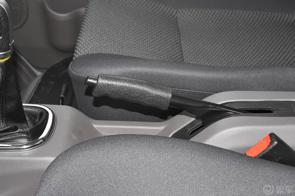 凯普特EV150基本型驻车制动