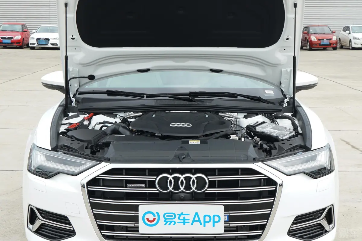 奥迪A6L55 TFSI quattro 旗舰致雅型发动机舱整体