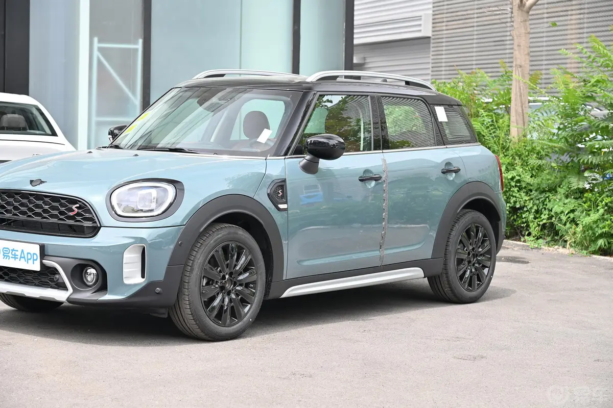 MINI COUNTRYMAN2.0T COOPER S 鉴赏家外观