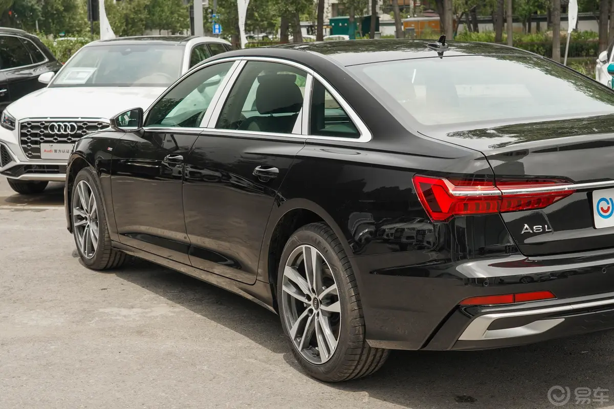 奥迪A6L40 TFSI 豪华动感型外观细节