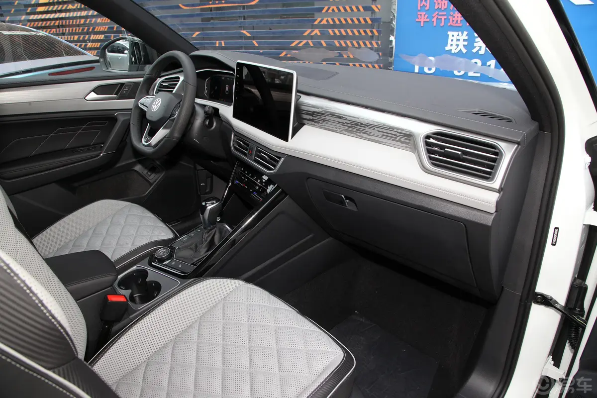 探岳X380TSI 四驱旗舰智慧版内饰全景副驾驶员方向