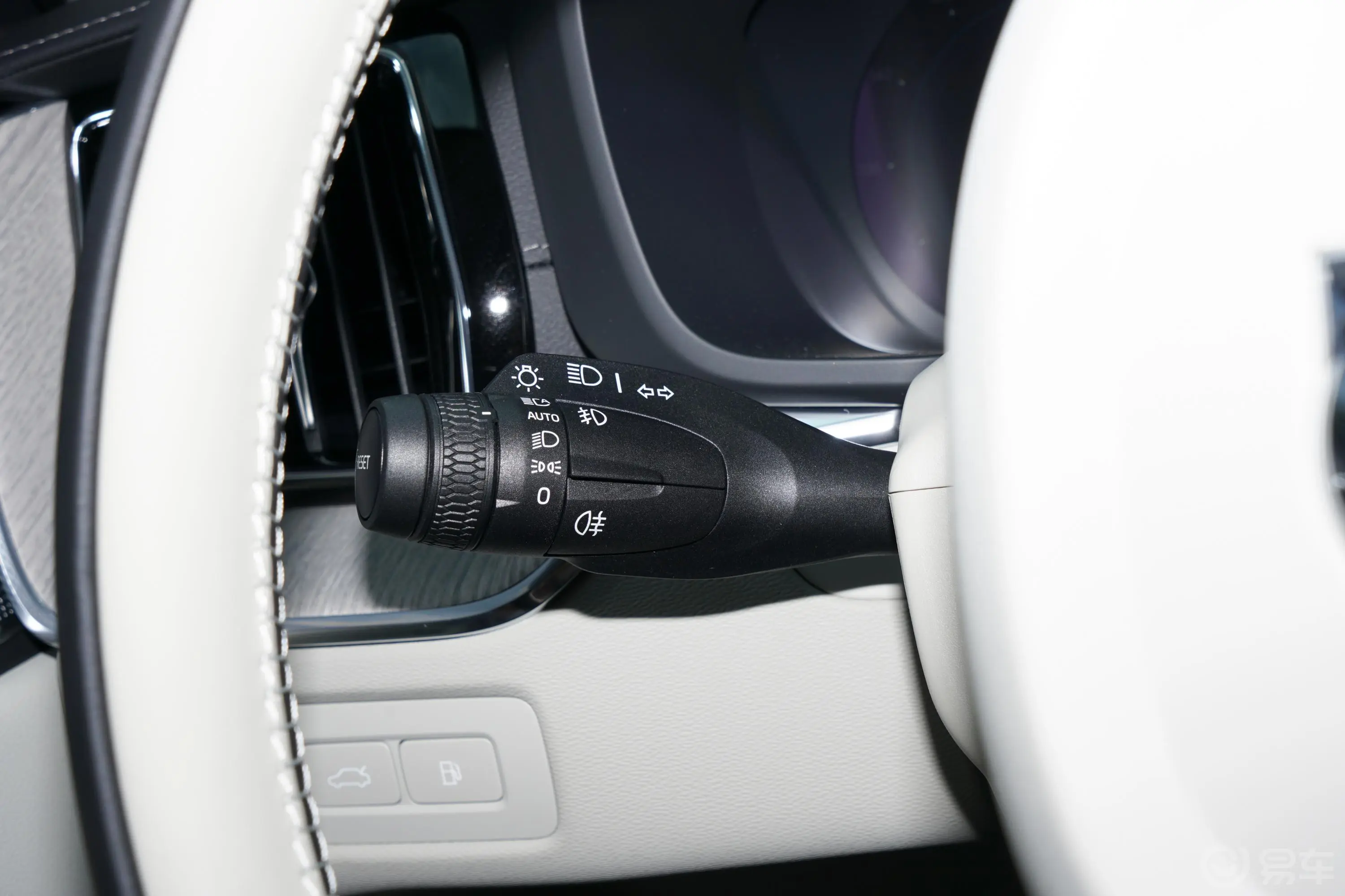 沃尔沃XC60新能源T8 长续航 智雅豪华版主驾驶位