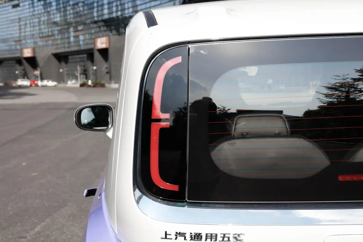 宝骏KiWi EV301km 大疆版 三元锂外观灯组