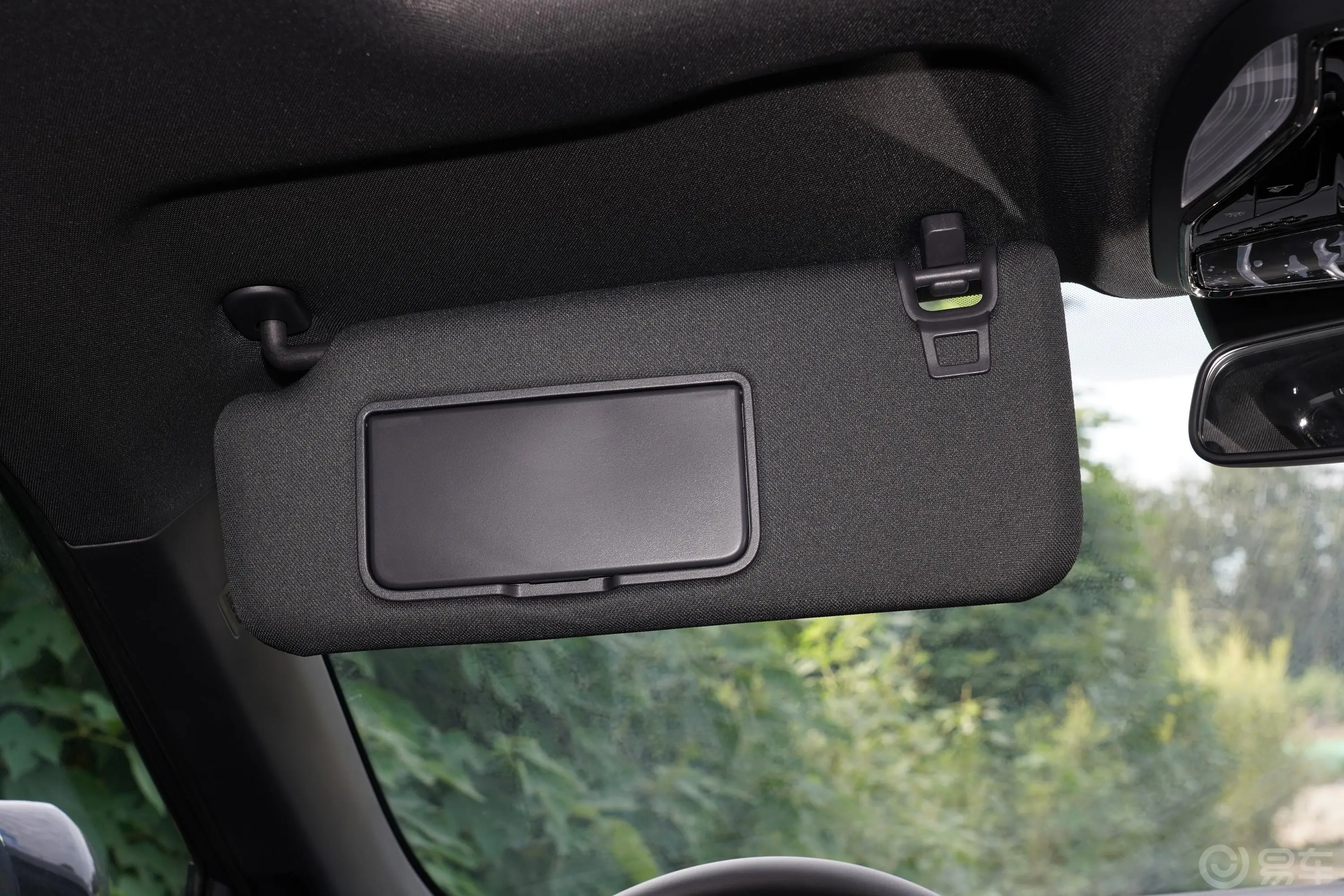 领睿极境版 EcoBoost 170 光影型驾驶位遮阳板
