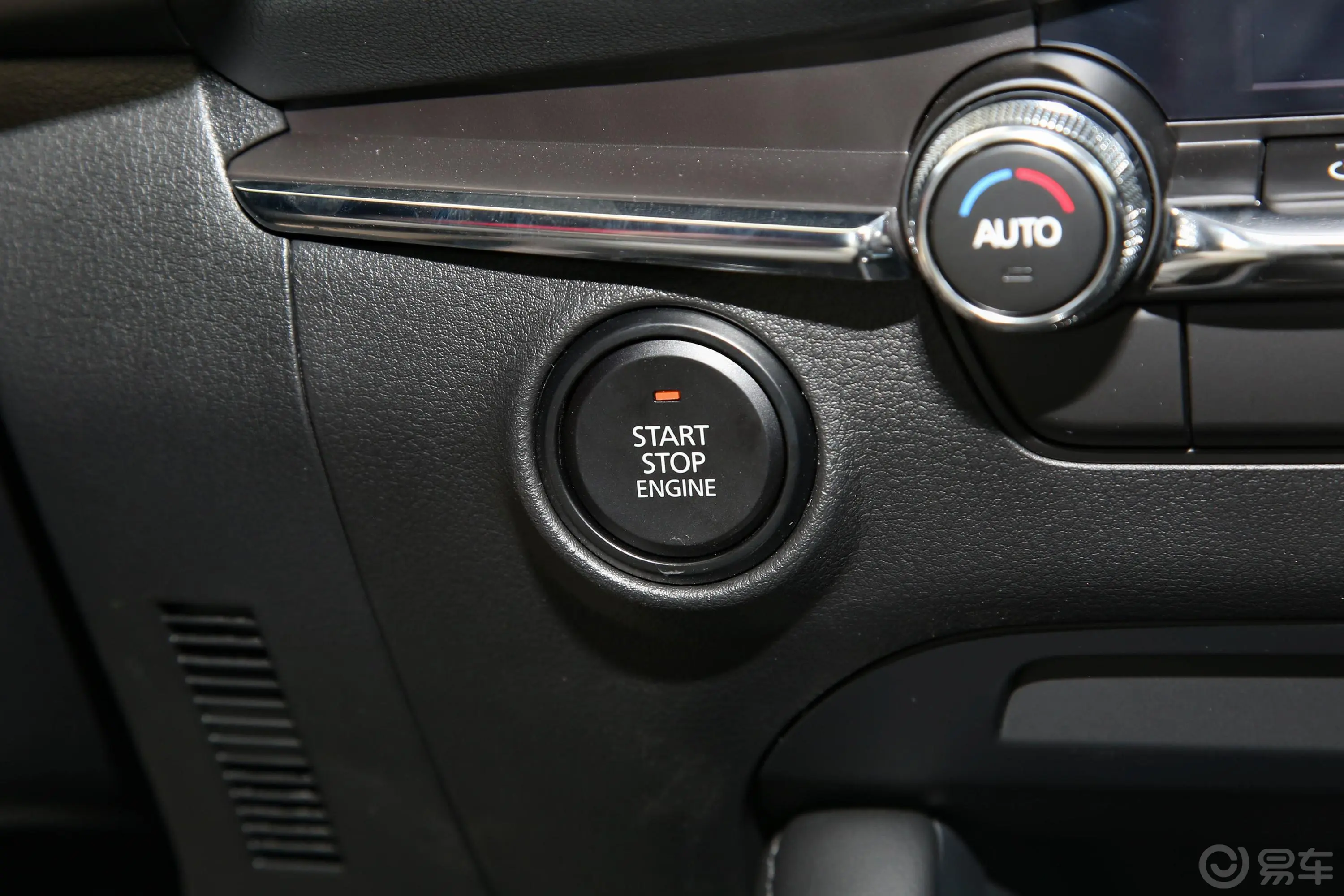 马自达3 昂克赛拉2.0L 自动质雅版钥匙孔或一键启动按键