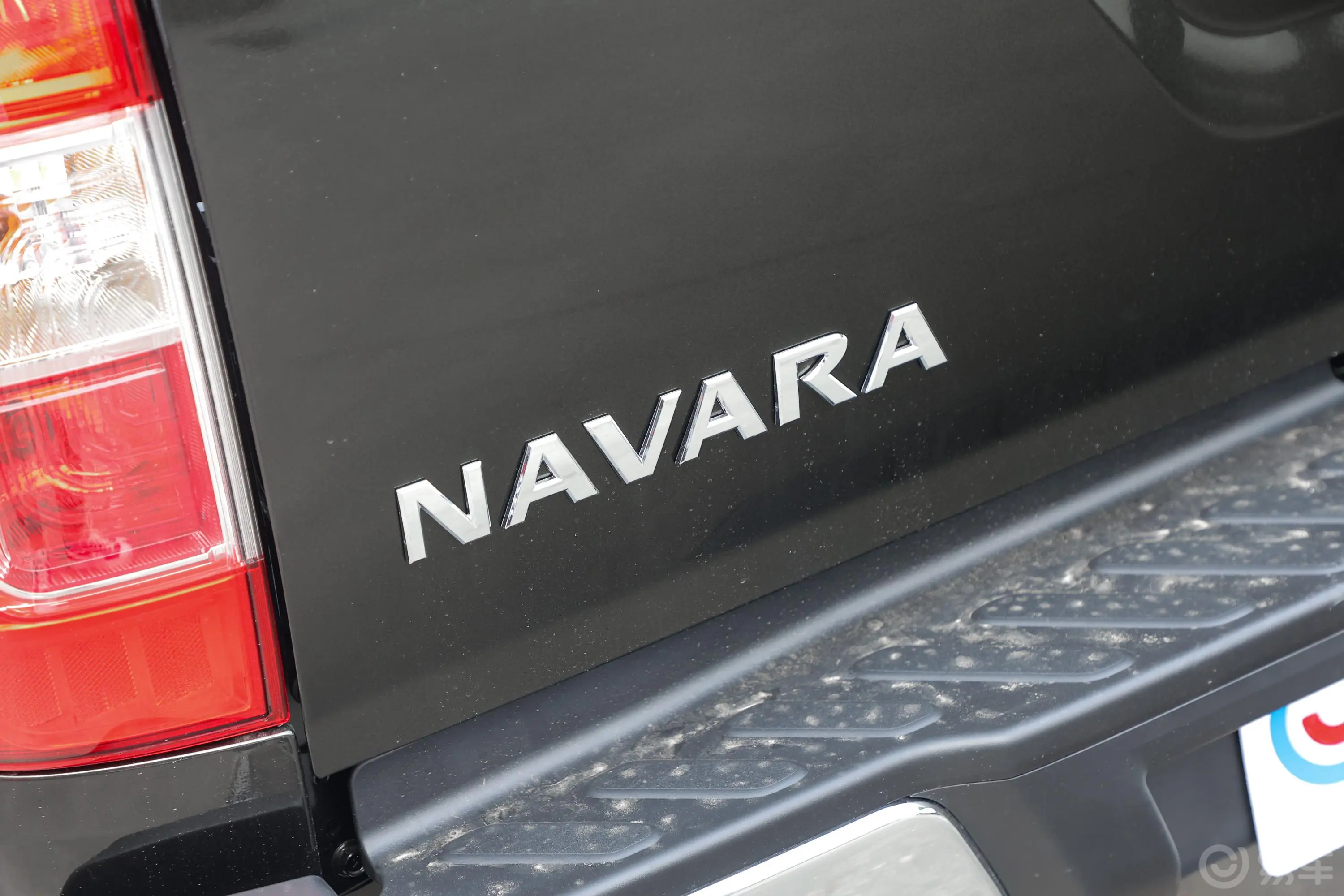 纳瓦拉2.5L 自动四驱尊贵型外观灯组