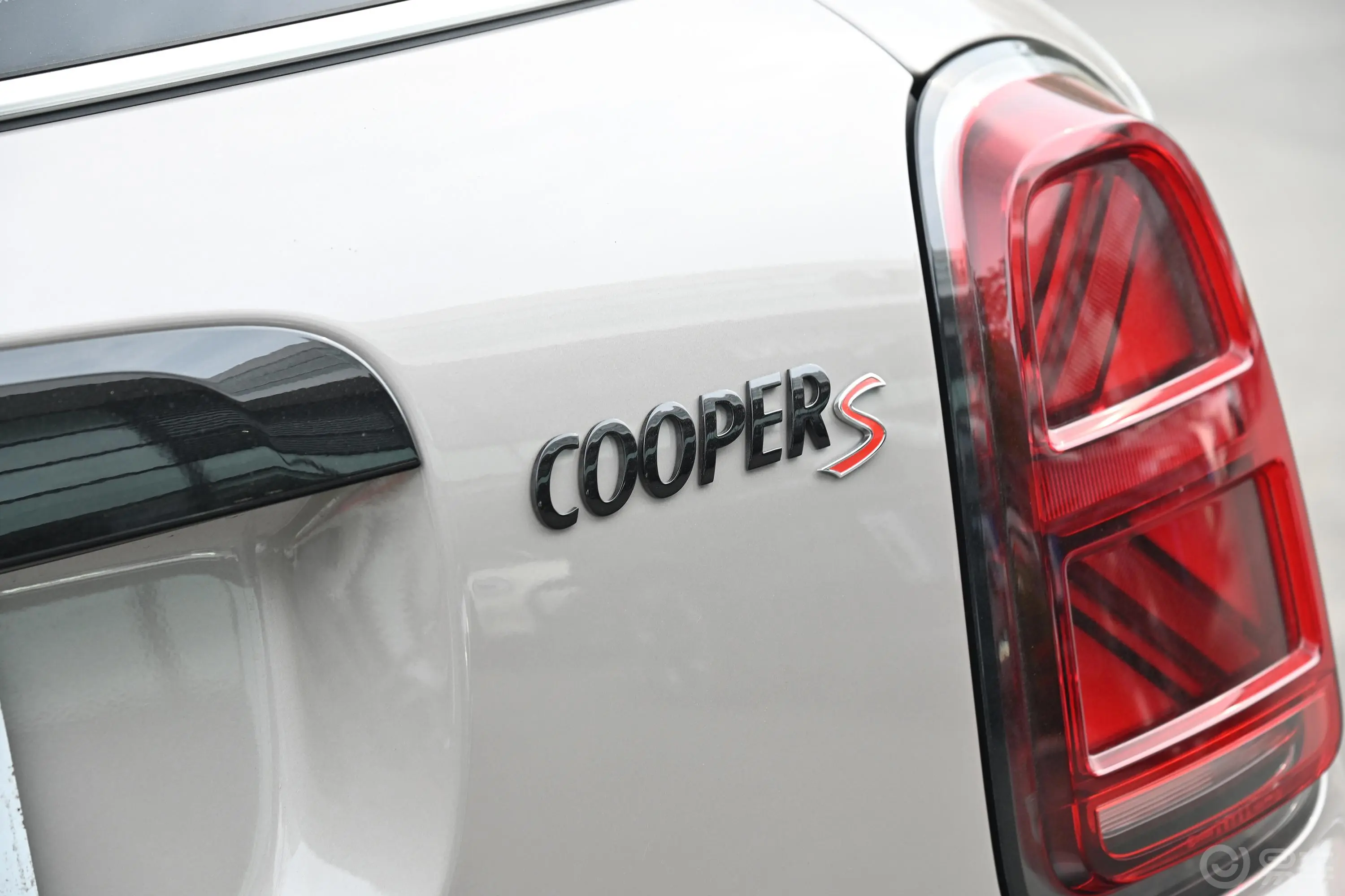 MINI COUNTRYMAN2.0T COOPER S 鉴赏家外观