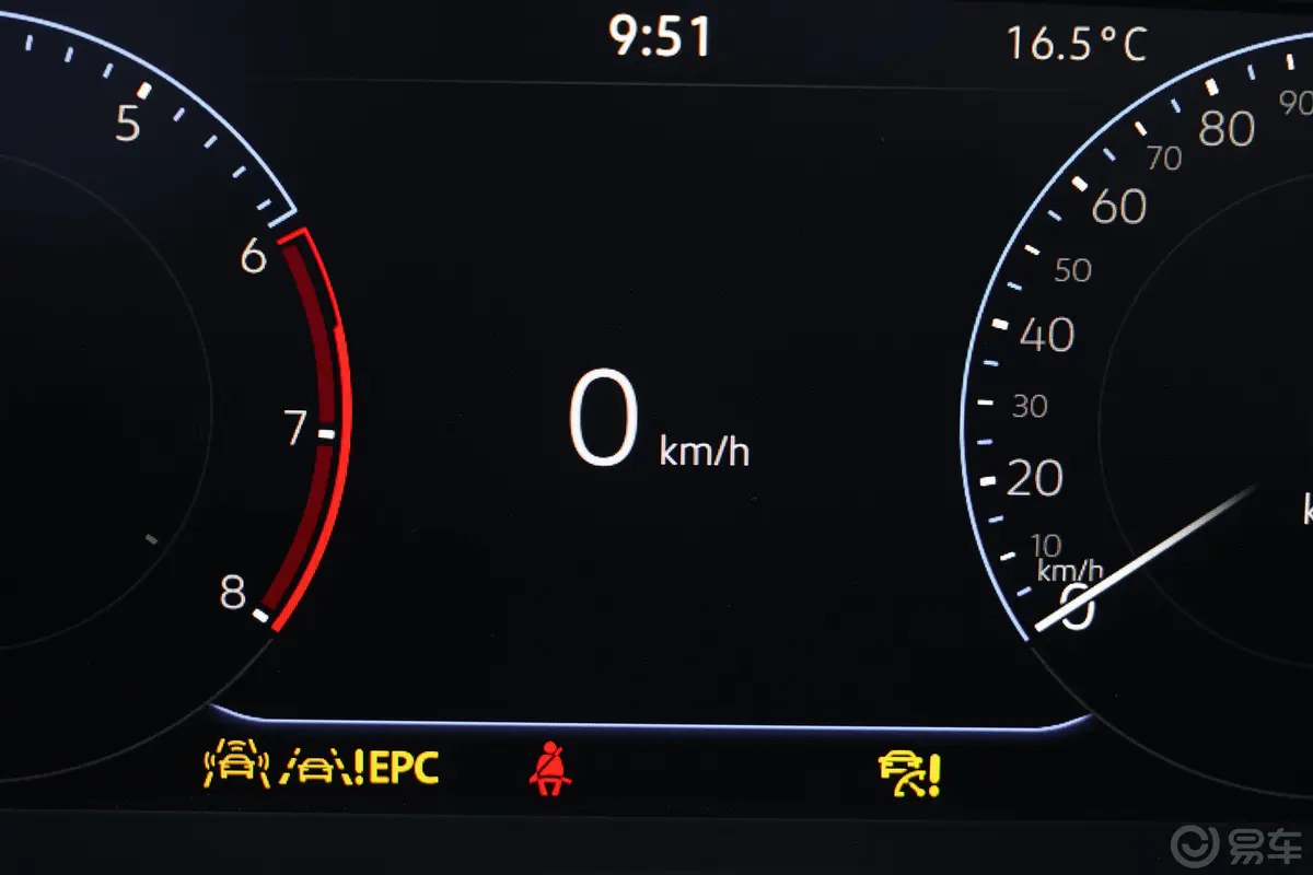 帕萨特330TSI 豪华版主驾驶位