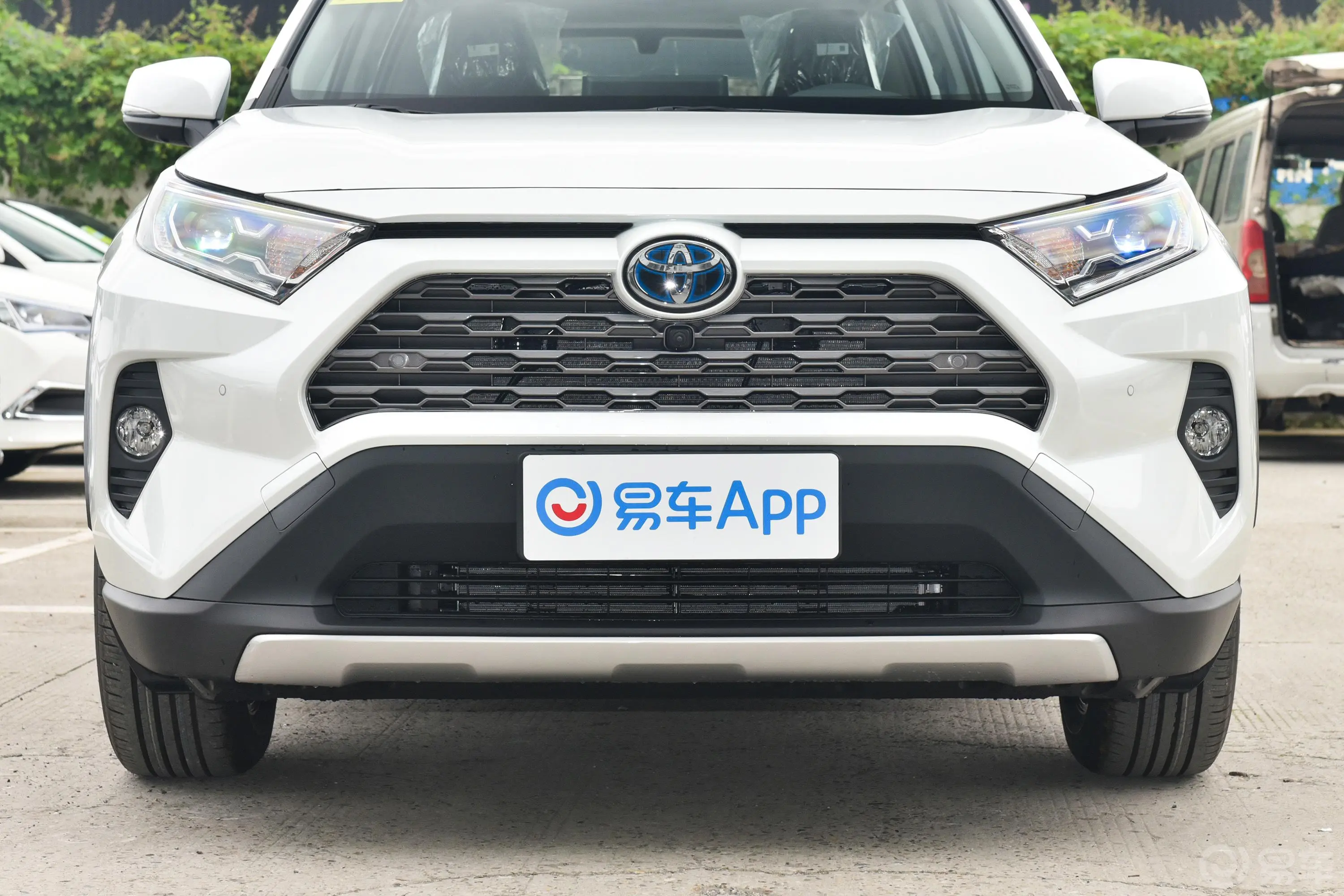 RAV4荣放双擎 2.5L 四驱旗舰版外观细节