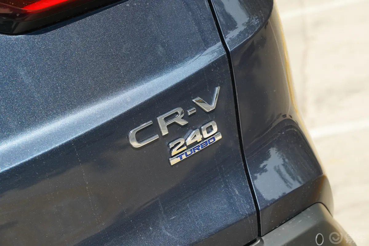 本田CR-V240TURBO 两驱智领版 5座外观细节