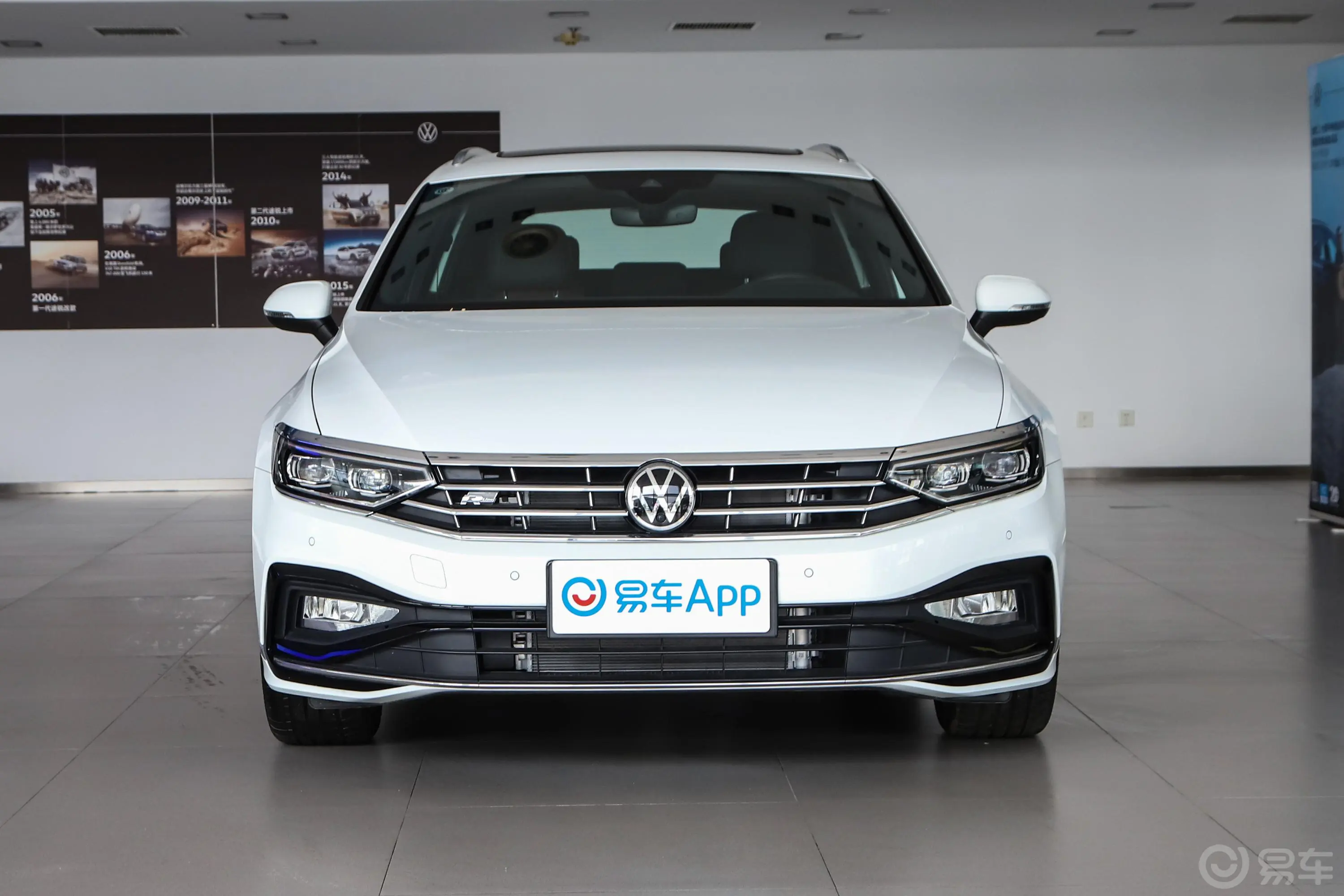 蔚揽330TSI 两驱 R-Line纵行版正前水平