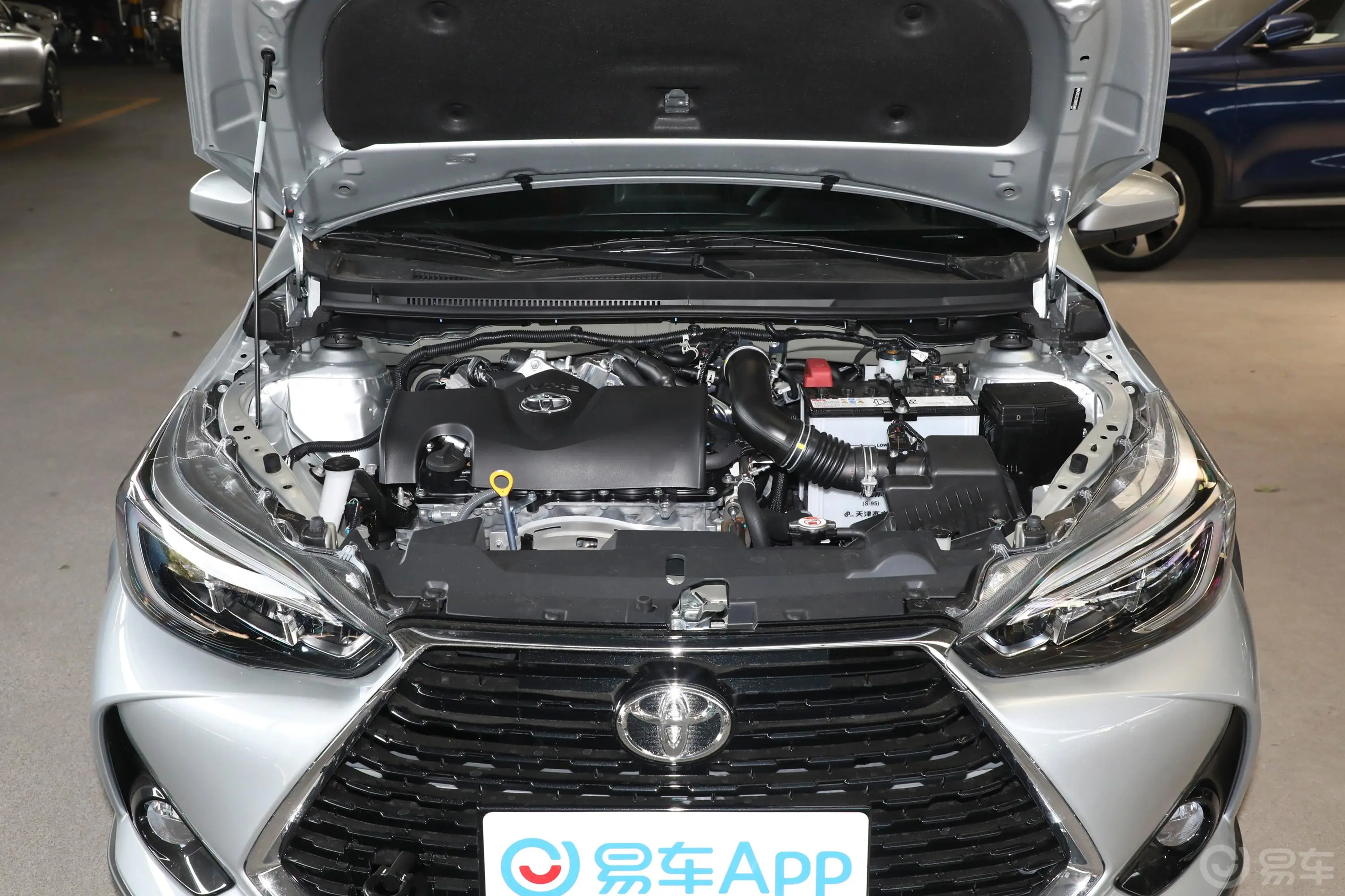 YARiS L 致炫致炫X 1.5L CVT 豪华PLUS版发动机舱整体