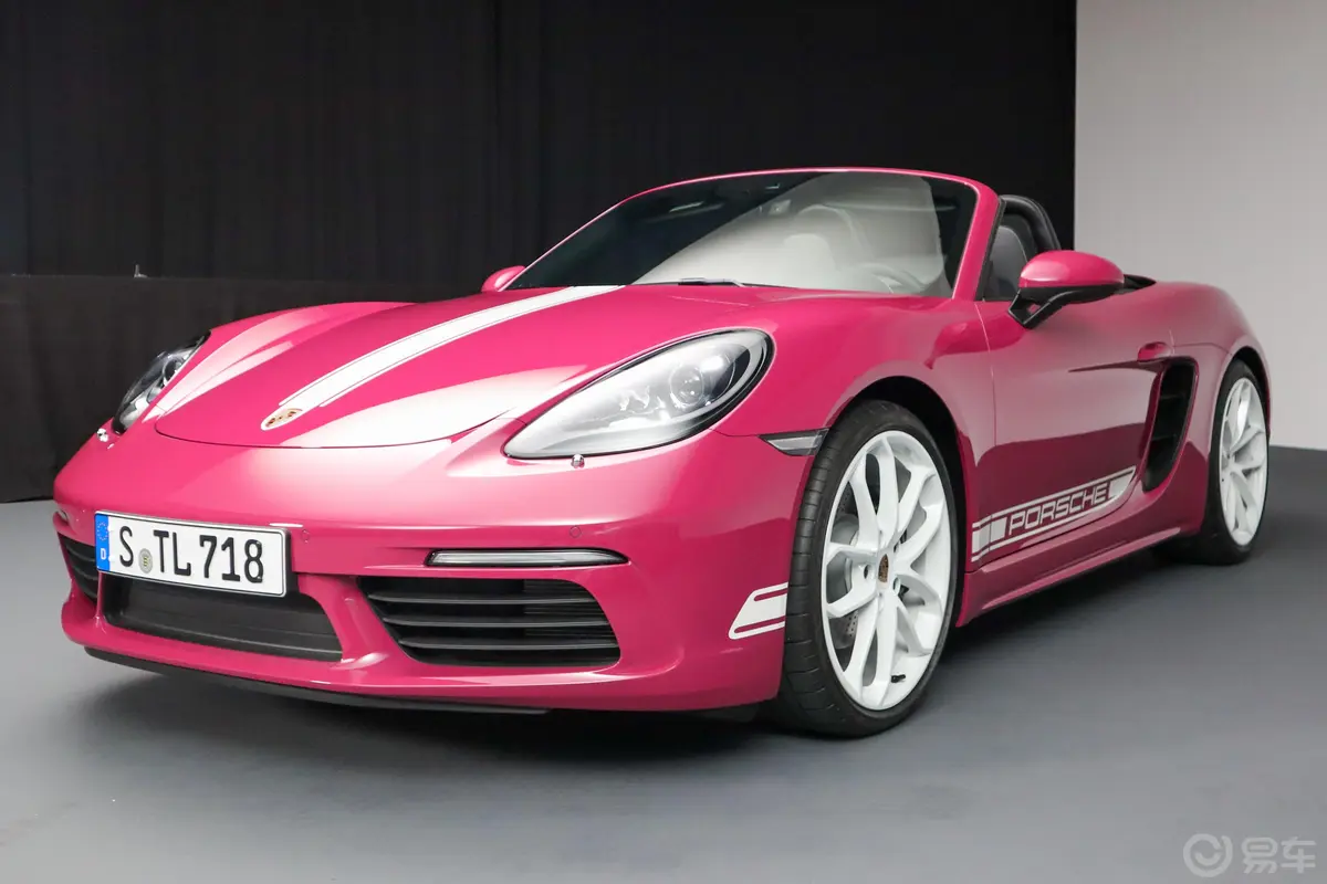 保时捷718Boxster Style Edition 2.0T侧前45度车头向右水平