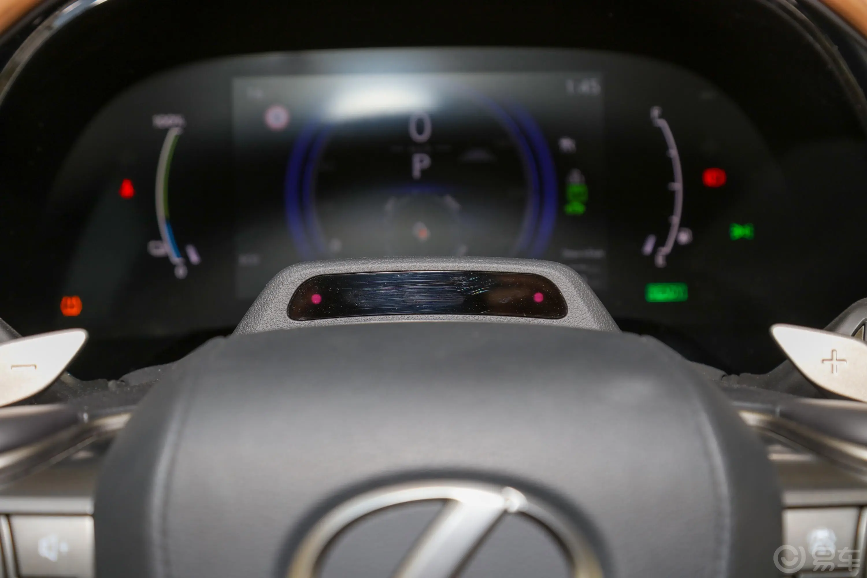 雷克萨斯RX 插电混动450h+ 畅享版主驾驶位