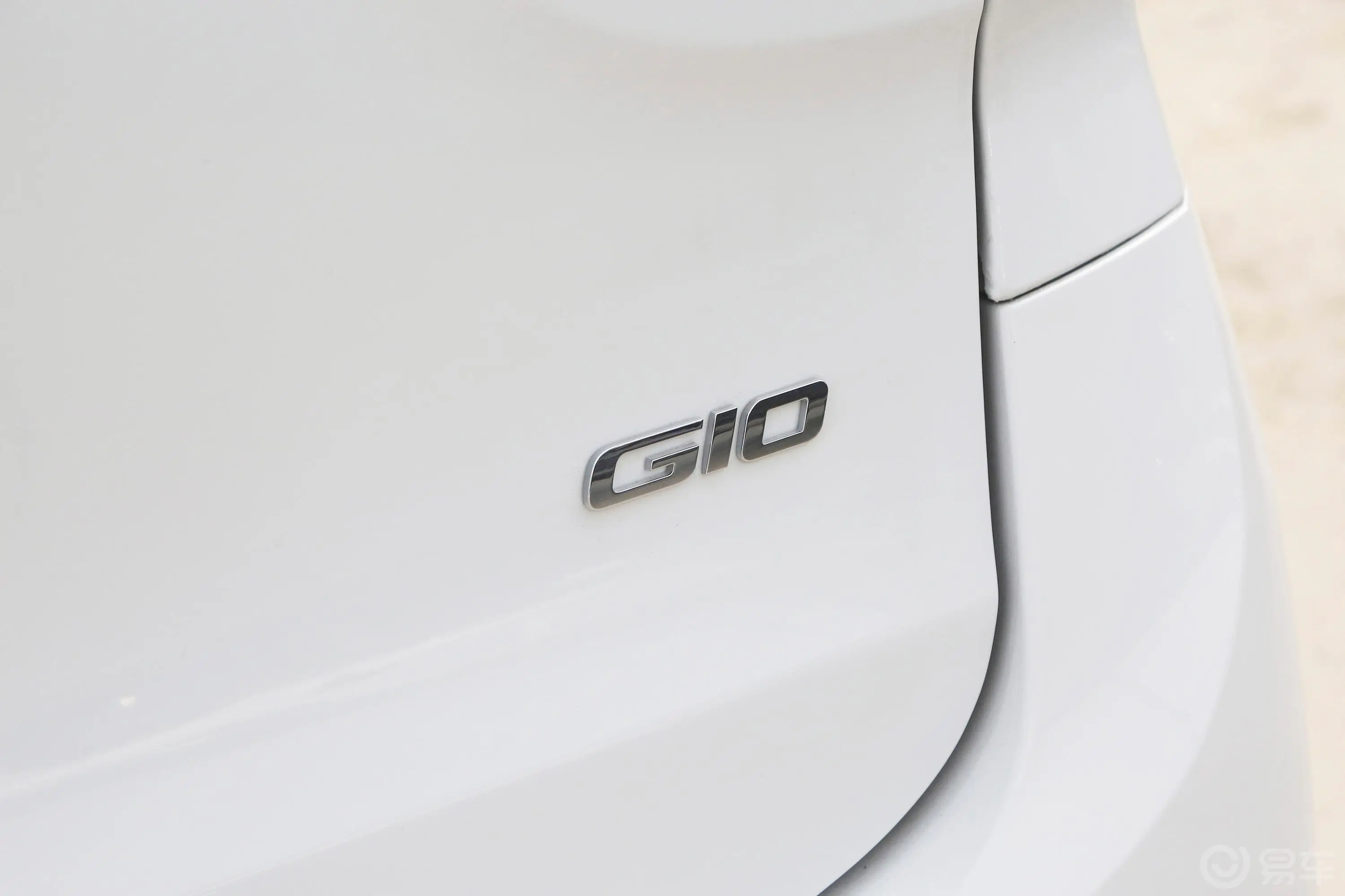 大通G102.0L 手动多功能版 汽油 7座外观细节