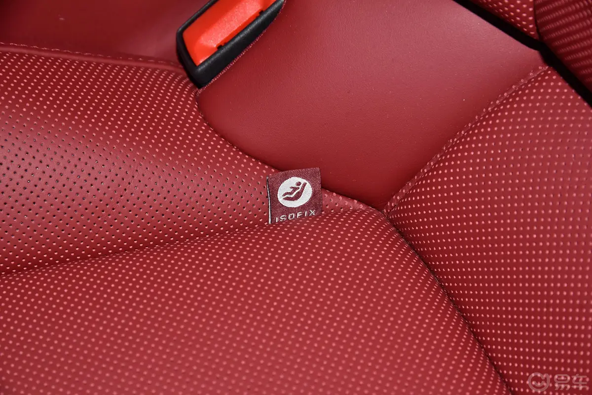 Panamera E-Hybrid改款 Panamera 4 铂金版 2.9T儿童座椅接口