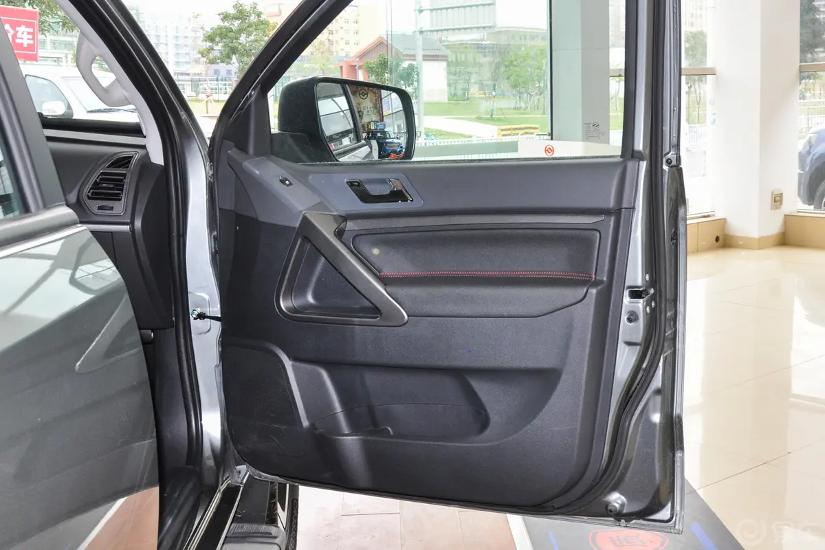 黄海·威龙2.5T 四驱智享型 柴油副驾驶员车门