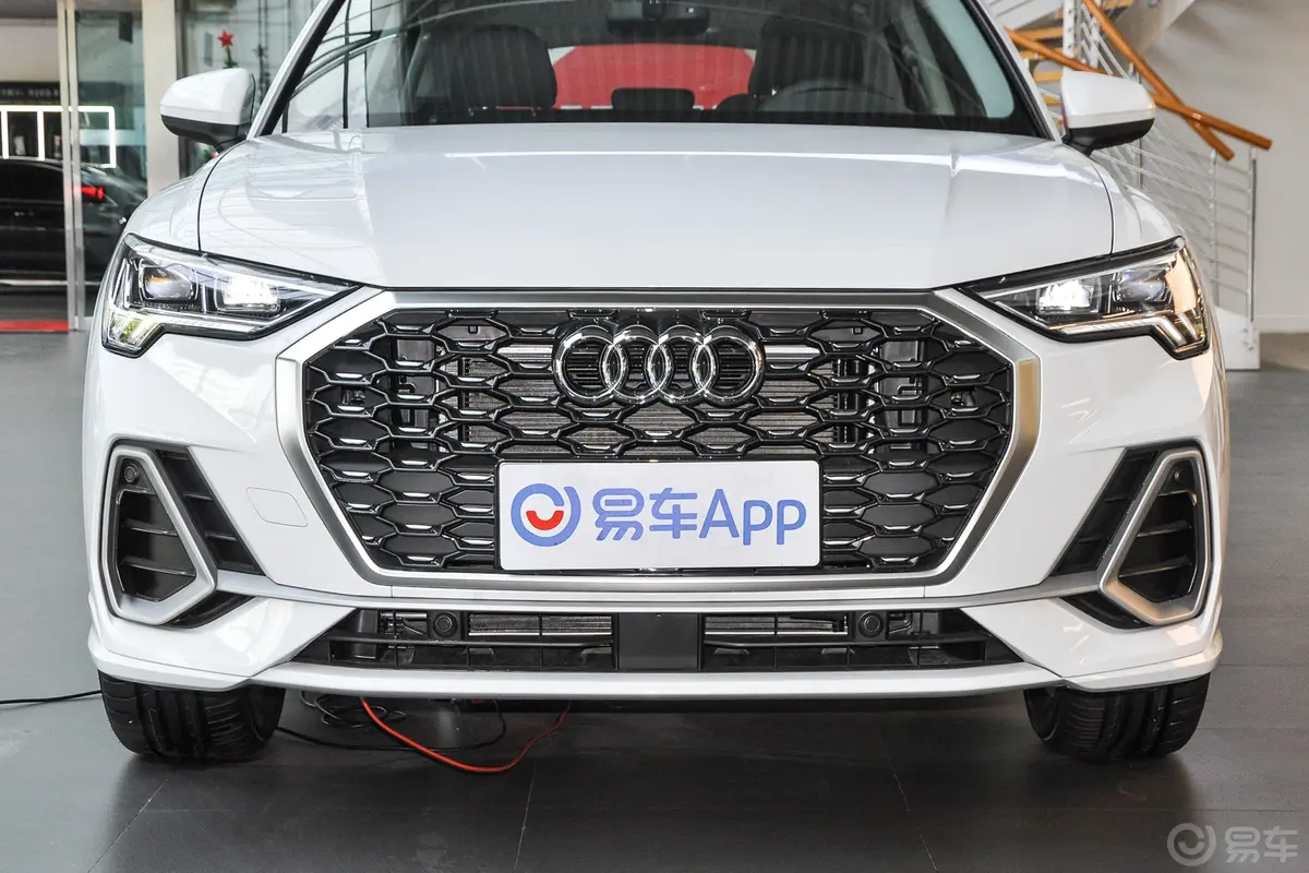 奥迪Q3 Sportback35 TFSI 进取型外观细节