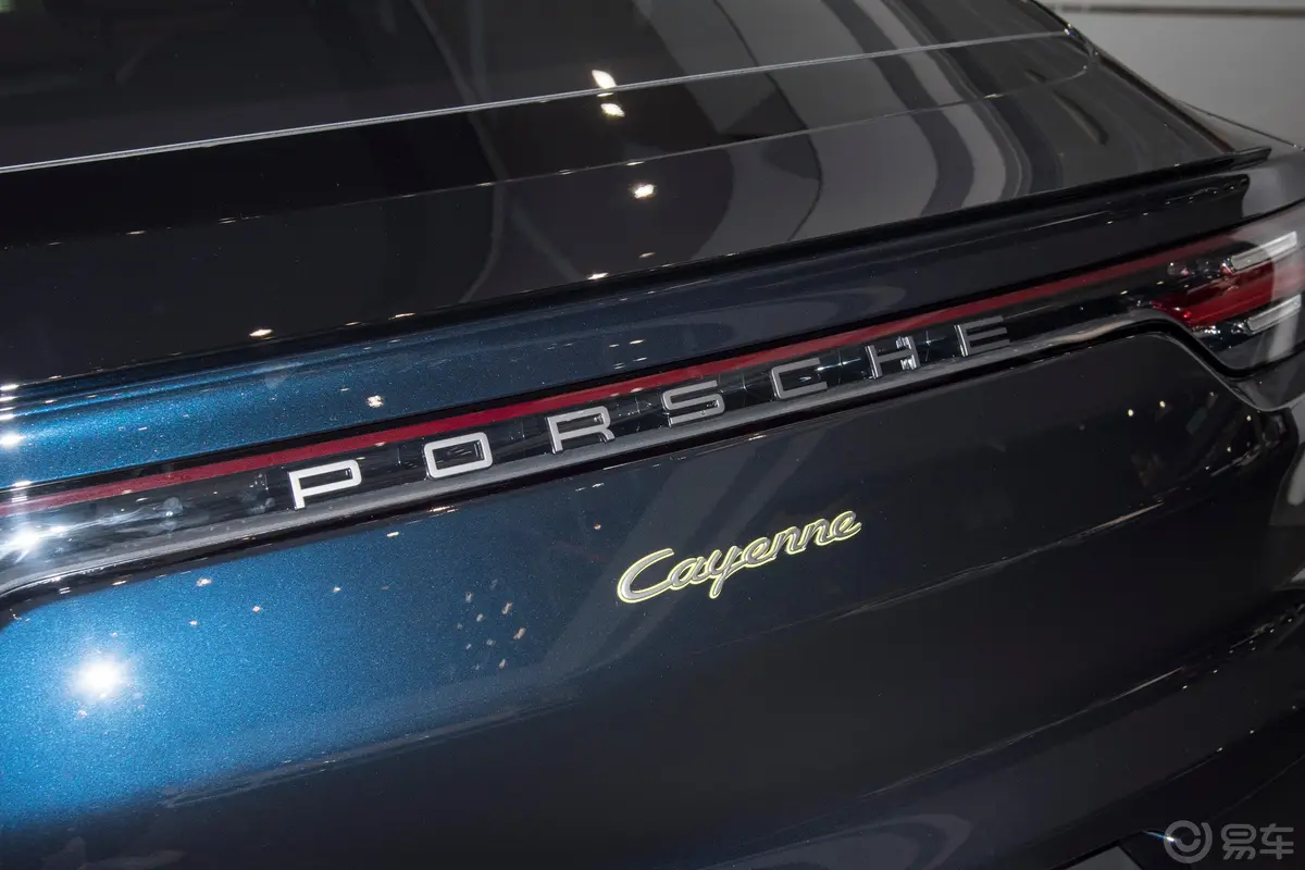 Cayenne E-HybridCayenne Coupé 2.0T 铂金版外观细节