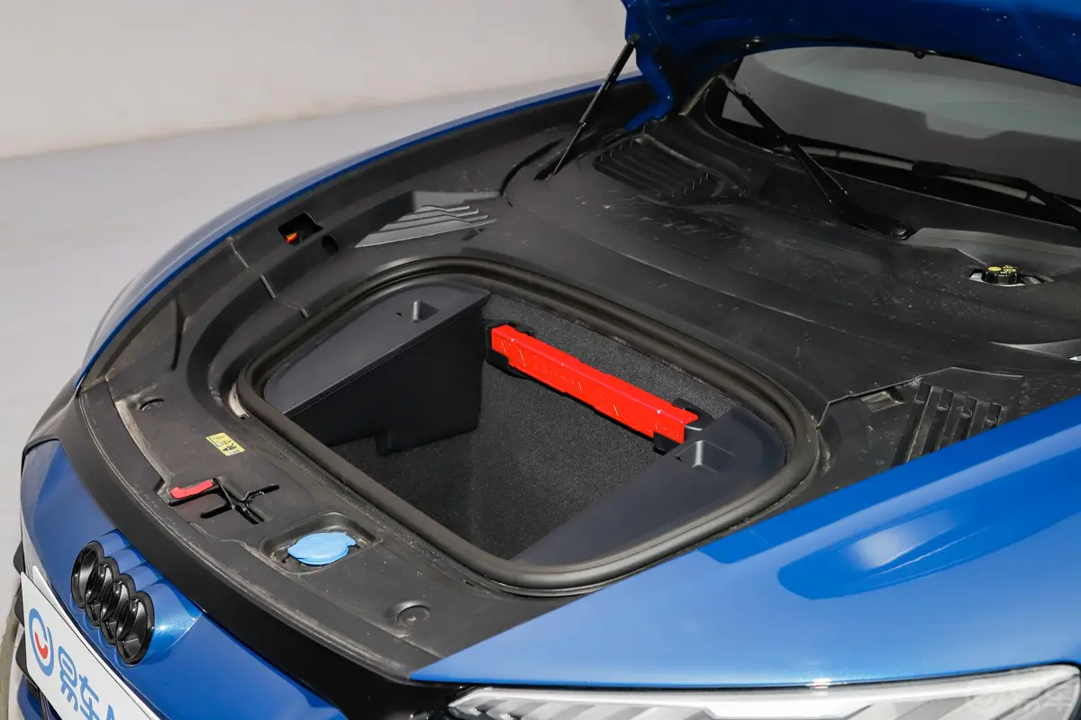 奥迪RS e-tron GT495km动力底盘