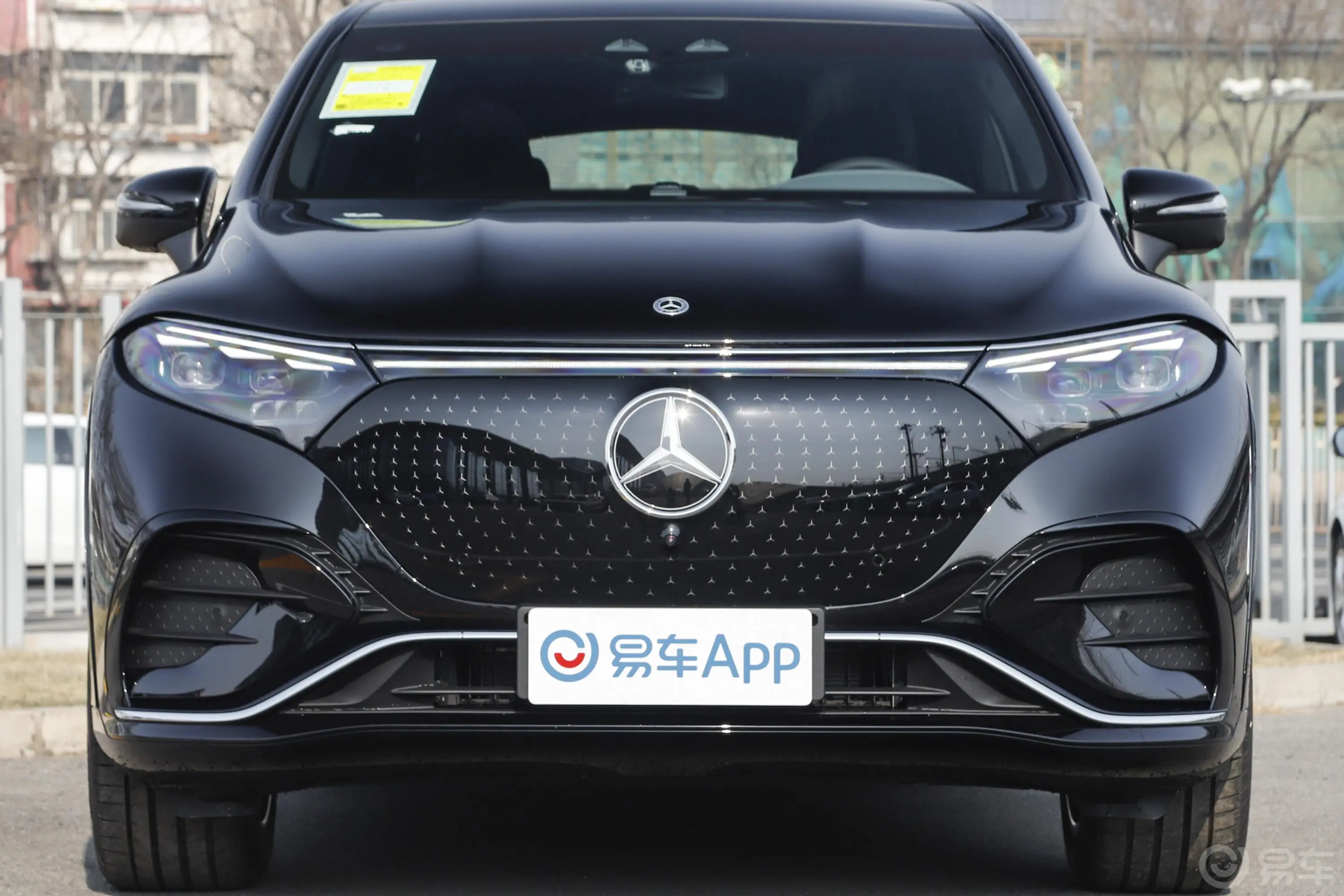 奔驰EQS SUV450 4MATIC 先锋版外观细节